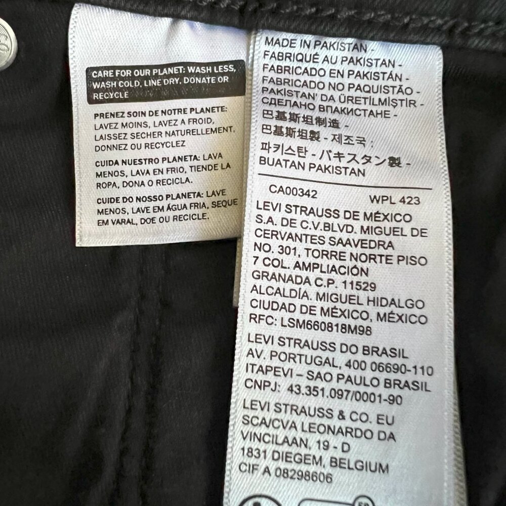 EUC! Levi's 311 Shaping Skinny Jeans Black Size 31/32 - Picture 5 of 5